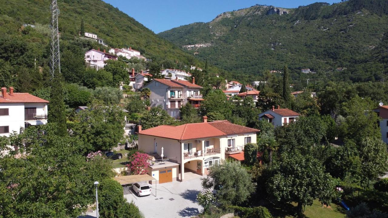 Apartments Branka Mošćenička Draga Buitenkant foto