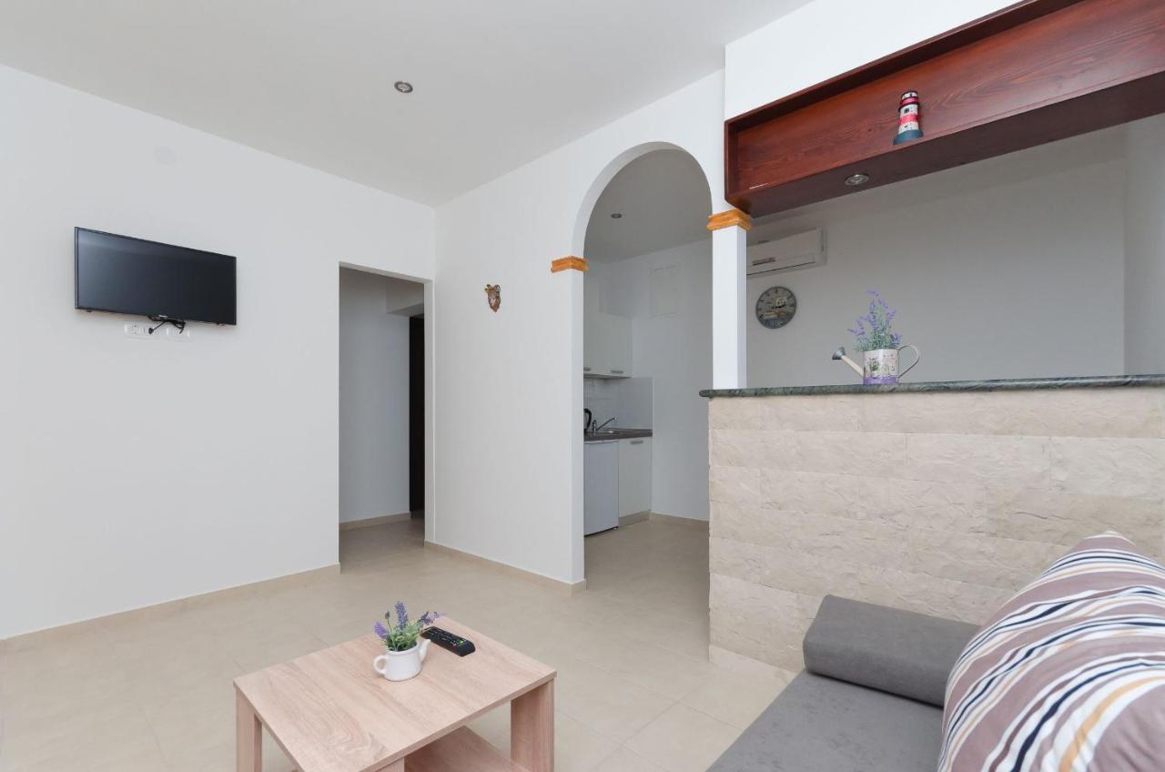 Apartments Branka Mošćenička Draga Buitenkant foto
