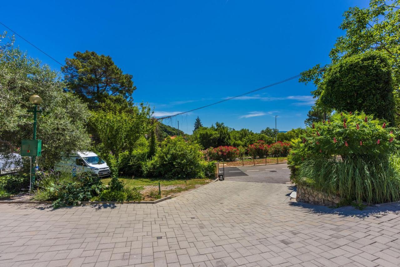 Apartments Branka Mošćenička Draga Buitenkant foto