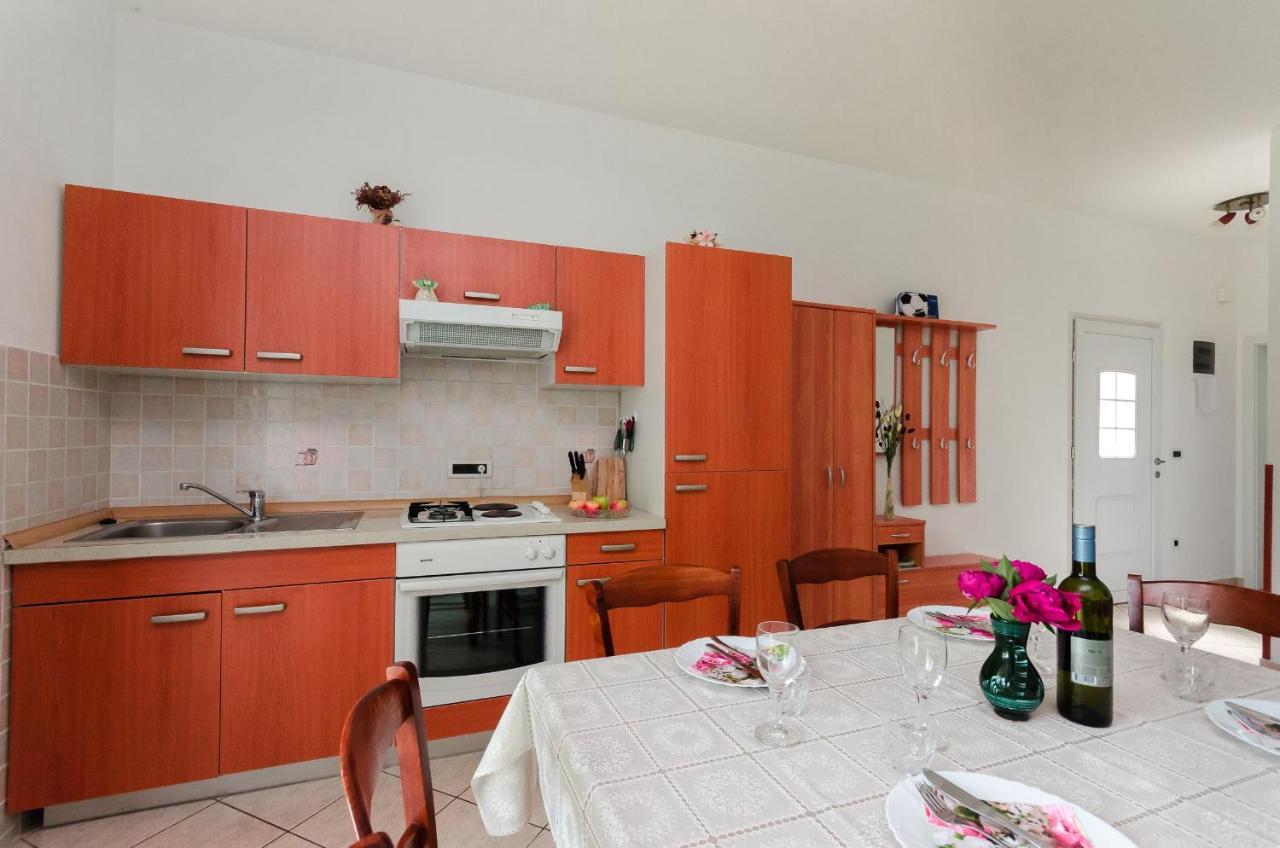 Apartments Branka Mošćenička Draga Buitenkant foto