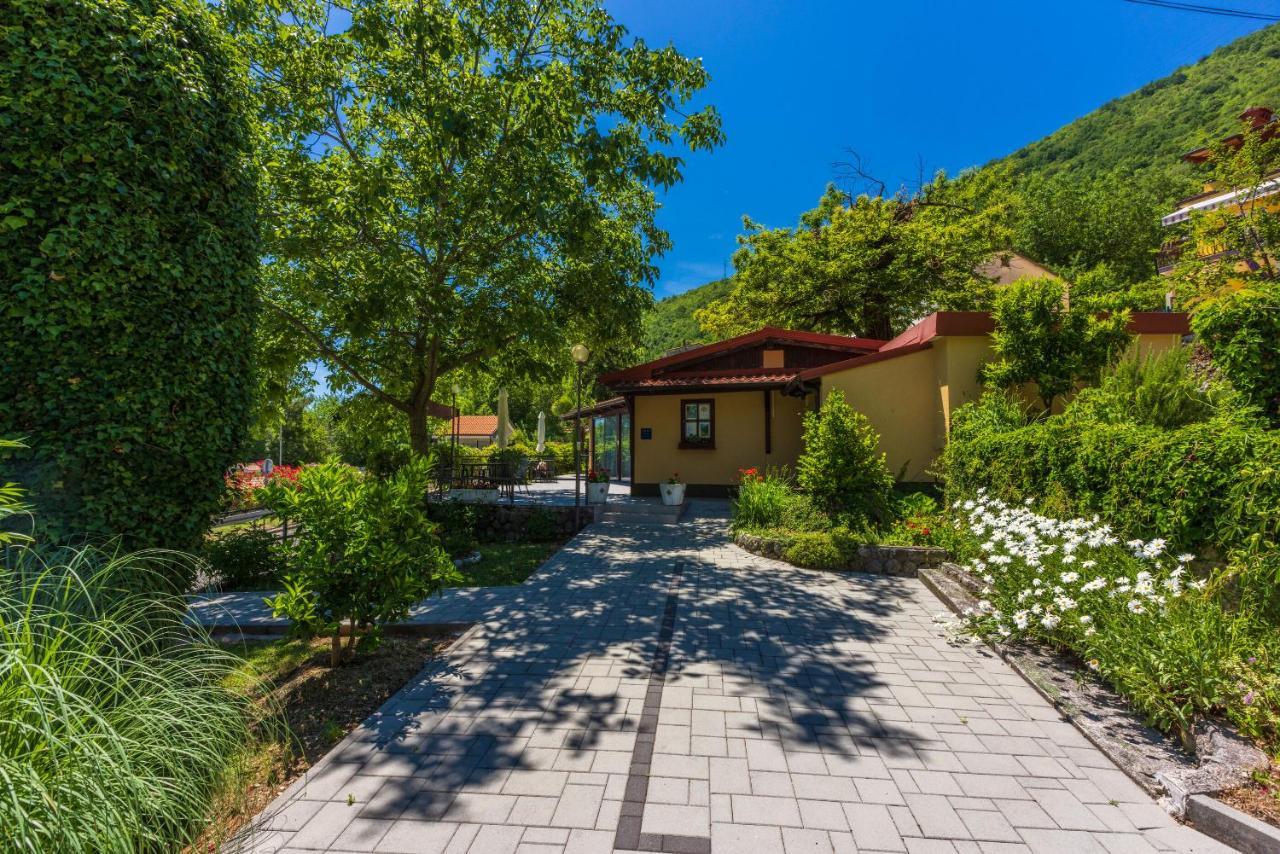 Apartments Branka Mošćenička Draga Buitenkant foto