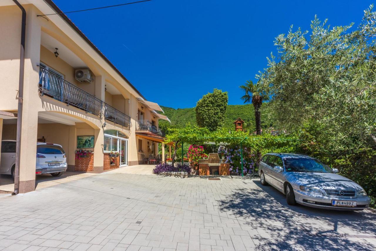 Apartments Branka Mošćenička Draga Buitenkant foto