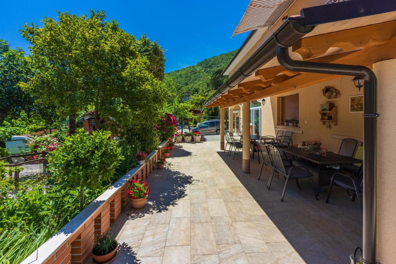 Apartments Branka Mošćenička Draga Buitenkant foto